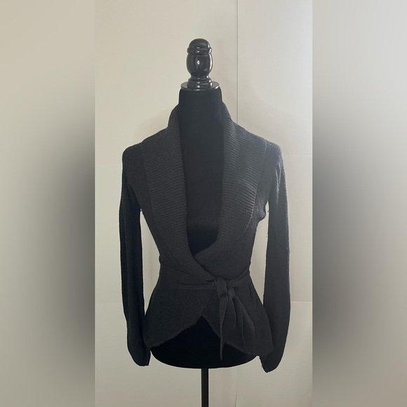 lululemon athletica Sweaters - Lululemon knit Cardigan